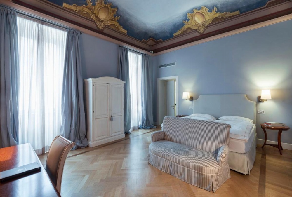 Room image 3